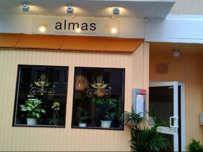 Photo:  Almas